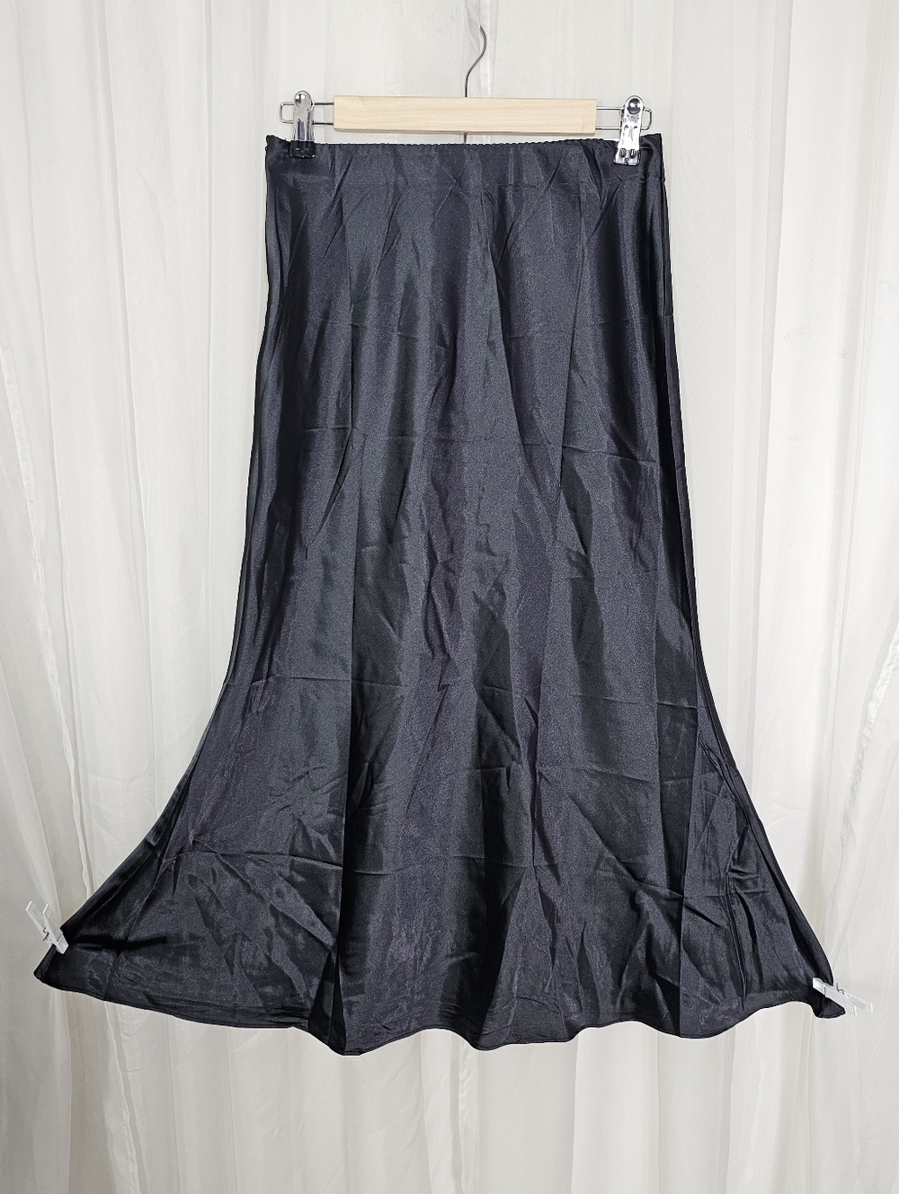 Zeagoo Black A-Line Satin Midi Skirt 90s Y2K Medium